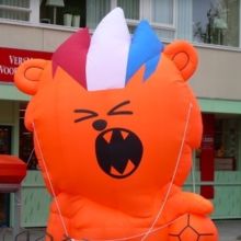 Opblaasbare Oranje leeuw Go-go